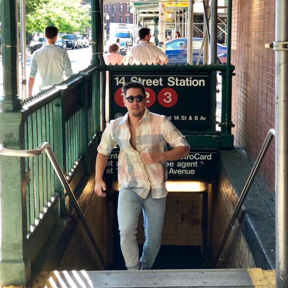 Meet your Posher, Kyle - Picture 1 of 1